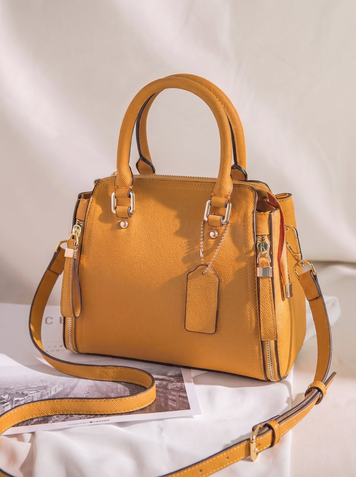 SAC CUIR CHIC INTEMPOREL